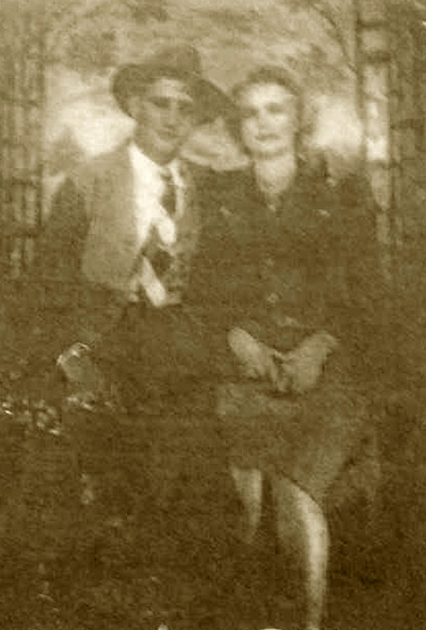Amos and Lolie Johnson
