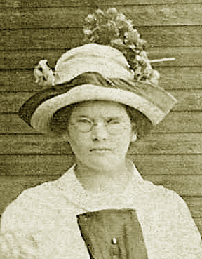 clarasmith1912.jpg