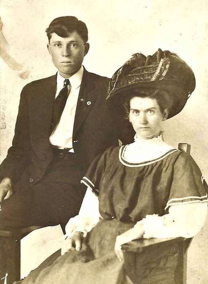 walker.thomas.w.n.wife.jpg